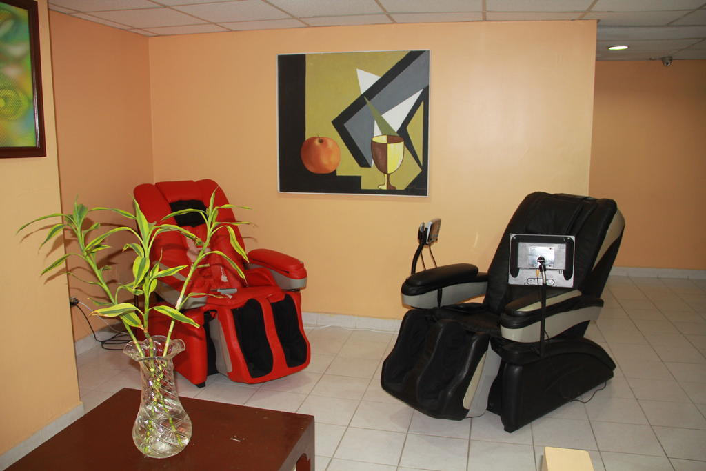 Hotel La Torre Guayaquil Esterno foto