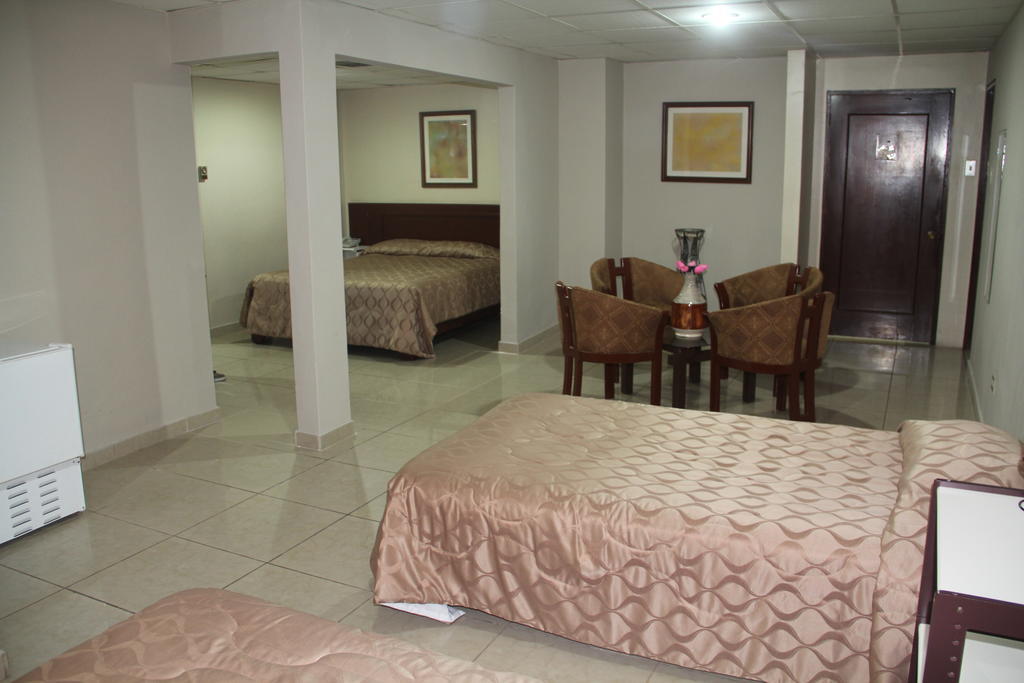 Hotel La Torre Guayaquil Camera foto